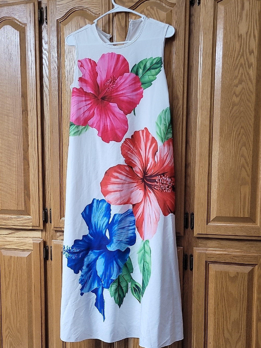 Hawaian White Maxi Dress with Large Pink Red and Blue Floral Print